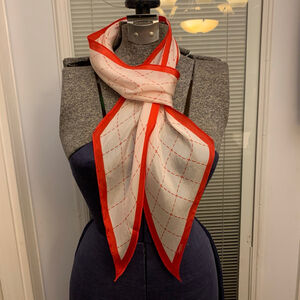 Women's Demaro White Red Argyle Scarf One Size
